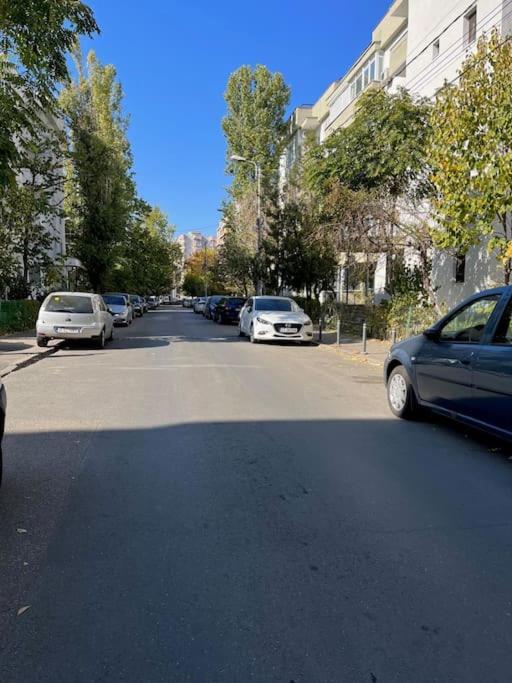 Mall Vitan Studio Eveline Bukarest Kültér fotó